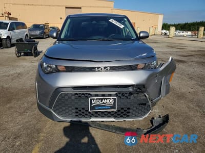 Piąte zdjęcie samochodu w środku: 2023 KIA SOUL LX VIN:KNDJ23AUXP7862158 - miniatura
