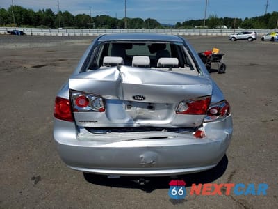 Zdjęcie 6 z 12 samochodu: 2007 KIA OPTIMA LX VIN:KNAGE123575134252 - miniatura