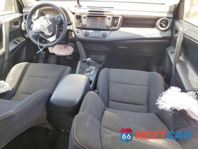 Zdjęcie 8 z 13 samochodu: 2017 TOYOTA RAV4 XLE VIN:2T3WFREVXHW374821 - miniatura