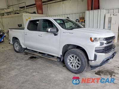 Czwarte zdjęcie samochodu z boku: 2021 CHEVROLET SILVERADO K1500 LT VIN:1GCUYDED2MZ150416 - miniatura