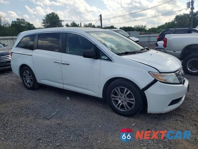 Czwarte zdjęcie samochodu z boku: 2013 HONDA ODYSSEY EXL VIN:5FNRL5H6XDB053462 - miniatura