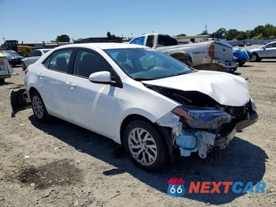 Czwarte zdjęcie samochodu z boku: 2019 TOYOTA COROLLA LE VIN:2T1BURHE0KC186181 - miniatura