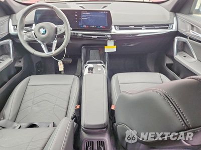 Zdjęcie 8 z 13 samochodu: 2026 BMW X1 XDRIVE28I VIN:WBX73EF04T5506449 - miniatura