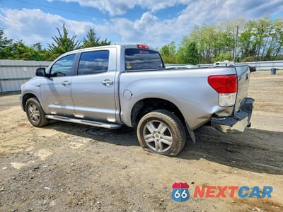 Drugie zdjęcie samochodu z przodu: 2010 TOYOTA TUNDRA CREWMAX LIMITED VIN:5TFHW5F14AX117801 - miniatura