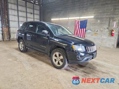 Czwarte zdjęcie samochodu z boku: 2012 JEEP COMPASS VIN:1C4NJDEB9CD613347 - miniatura
