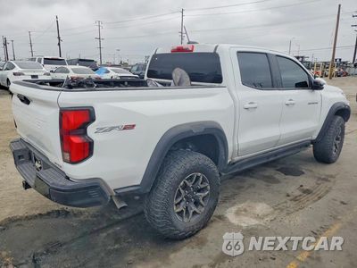 Trzecie zdjęcie samochodu z tyłu: 2024 CHEVROLET COLORADO ZR2 VIN:1GCPTFEK5R1226741 - miniatura