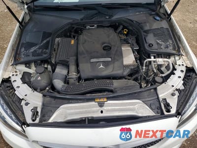 Zdjęcie 11 z 13 samochodu: 2017 MERCEDES-BENZ C 300 4MATIC VIN:WDDWJ4KB2HF525525 - miniatura