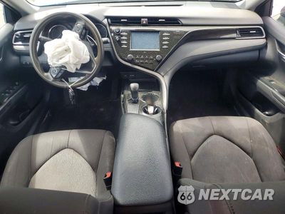 Zdjęcie 8 z 12 samochodu: 2020 TOYOTA CAMRY LE VIN:4T1C11AK9LU325643 - miniatura