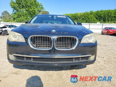 Piąte zdjęcie samochodu w środku: 2011 BMW 740 I VIN:WBAKA4C53BC612485 - miniatura