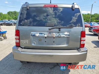 Zdjęcie 6 z 13 samochodu: 2012 JEEP LIBERTY JET VIN:1C4PJMFK9CW162416 - miniatura
