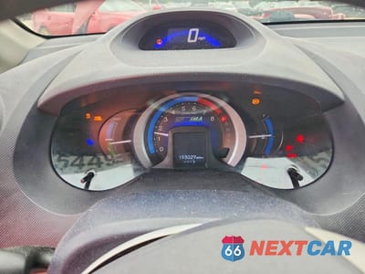 Zdjęcie 9 z 13 samochodu: 2010 HONDA INSIGHT EX VIN:JHMZE2H71AS028142 - miniatura