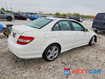 Trzecie zdjęcie samochodu z tyłu: 2011 MERCEDES-BENZ C 300 4MATIC VIN:WDDGF8BBXBA512409 - miniatura