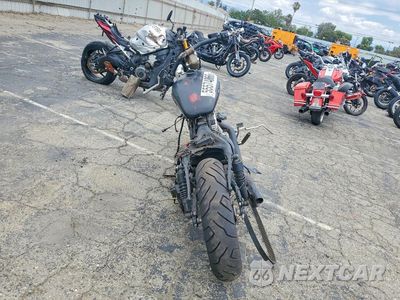 Czwarte zdjęcie samochodu z boku: 2006 HARLEY-DAVIDSON XL1200 C VIN:1HD1CGP3X6K431879 - miniatura