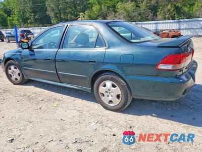 Drugie zdjęcie samochodu z przodu: 2002 HONDA ACCORD EX VIN:1HGCG16582A041086 - miniatura