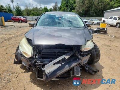 Piąte zdjęcie samochodu w środku: 2012 FORD FOCUS SEL VIN:1FAHP3M20CL410348 - miniatura