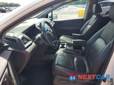 Zdjęcie 7 z 14 samochodu: 2019 HONDA ODYSSEY EXL VIN:5FNRL6H75KB102353 - miniatura