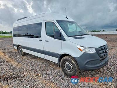 Czwarte zdjęcie samochodu z boku: 2026 MERCEDES-BENZ SPRINTER 2500 VIN:W1Z4KGHY4TT604868 - miniatura