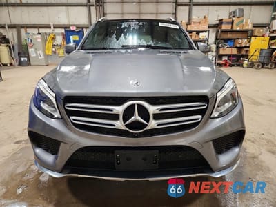 Piąte zdjęcie samochodu w środku: 2018 MERCEDES-BENZ GLE 400 4MATIC VIN:4JGDA5GB1JB176723 - miniatura