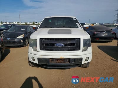 Piąte zdjęcie samochodu w środku: 2013 FORD F150 SUPERCREW VIN:1FTFW1ET5DFA63065 - miniatura