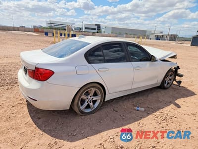 Trzecie zdjęcie samochodu z tyłu: 2013 BMW 328 I VIN:WBA3A5G57DNP23620 - miniatura