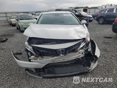 Piąte zdjęcie samochodu w środku: 2023 TOYOTA CAMRY LE VIN:4T1C11AK9PU142202 - miniatura