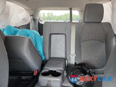 Zdjęcie 10 z 13 samochodu: 2017 CHEVROLET TRAVERSE LT VIN:1GNKRGKD8HJ215596 - miniatura