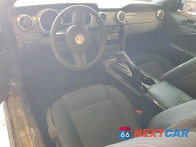 Zdjęcie 8 z 12 samochodu: 2008 FORD MUSTANG VIN:1ZVHT80N885132505 - miniatura