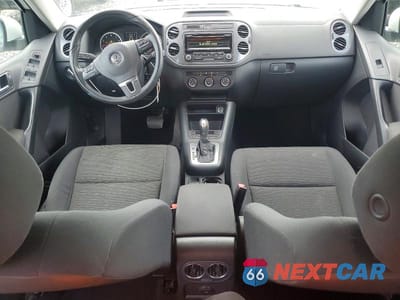 Zdjęcie 8 z 14 samochodu: 2014 VOLKSWAGEN TIGUAN S VIN:WVGBV3AX1EW564957 - miniatura