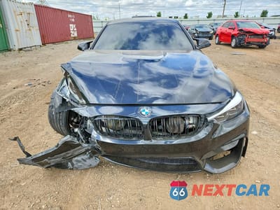 Piąte zdjęcie samochodu w środku: 2019 BMW M4 VIN:WBS4Y9C57KAG67632 - miniatura