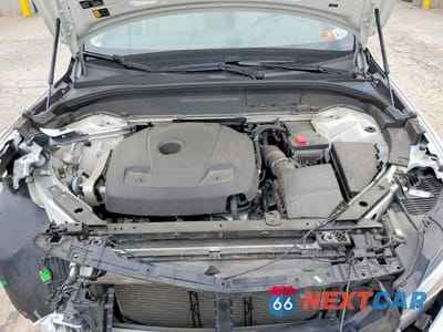 Zdjęcie 12 z 13 samochodu: 2021 VOLVO XC60 T5 MOMENTUM VIN:YV4102RK6M1881871 - miniatura