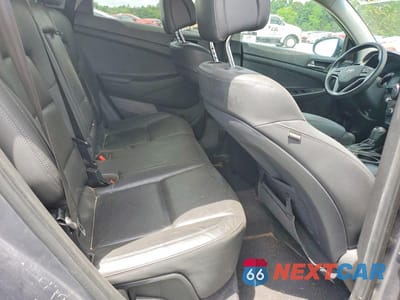 Zdjęcie 11 z 13 samochodu: 2018 HYUNDAI TUCSON SEL PLUS VIN:KM8J33A49JU711717 - miniatura