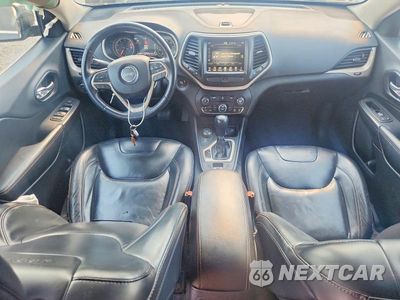 Zdjęcie 8 z 13 samochodu: 2016 JEEP CHEROKEE LIMITED VIN:1C4PJMDB3GW202465 - miniatura