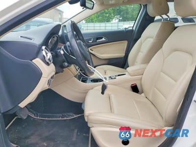 Zdjęcie 7 z 13 samochodu: 2018 MERCEDES-BENZ GLA 250 VIN:WDCTG4EB3JJ479482 - miniatura