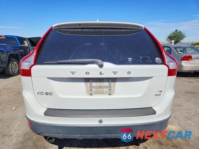 Zdjęcie 6 z 13 samochodu: 2010 VOLVO XC60 T6 VIN:YV4992DZ2A2019038 - miniatura