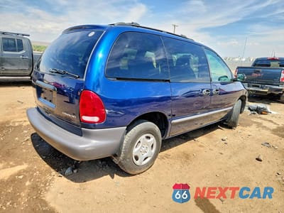 Trzecie zdjęcie samochodu z tyłu: 2000 DODGE CARAVAN VIN:2B4GP2530YR737559 - miniatura