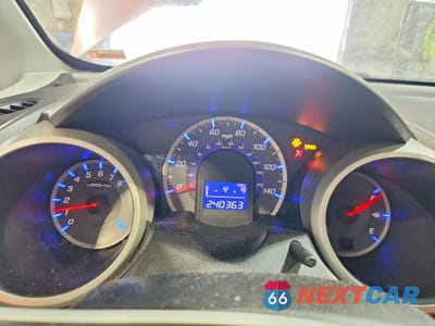 Zdjęcie 9 z 14 samochodu: 2009 HONDA FIT SPORT VIN:JHMGE88479S004388 - miniatura