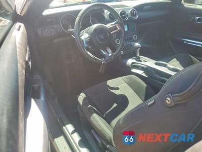 Zdjęcie 8 z 12 samochodu: 2021 FORD MUSTANG VIN:1FA6P8TH7M5113948 - miniatura