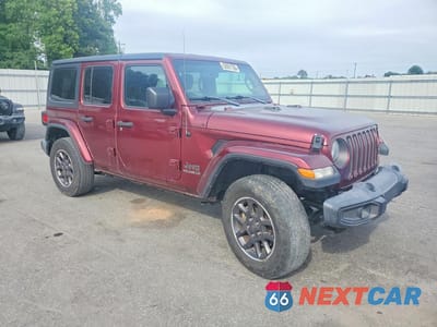 Czwarte zdjęcie samochodu z boku: 2021 JEEP WRANGLER UNLIMITED SPORT VIN:1C4HJXDN4MW557320 - miniatura