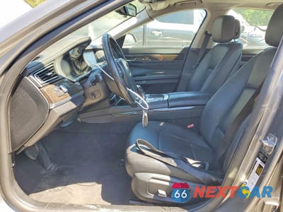 Zdjęcie 7 z 13 samochodu: 2014 BMW 740 I VIN:WBAYA6C54ED144335 - miniatura