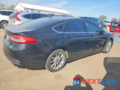 Trzecie zdjęcie samochodu z tyłu: 2017 FORD FUSION SE VIN:3FA6P0HD3HR194831 - miniatura