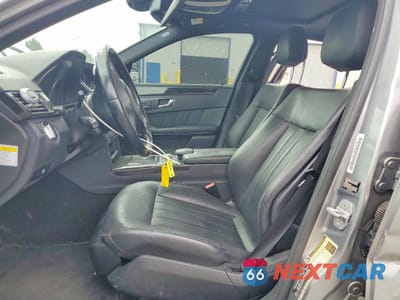 Zdjęcie 7 z 12 samochodu: 2010 MERCEDES-BENZ E 550 VIN:WDDHF7CBXAA249561 - miniatura