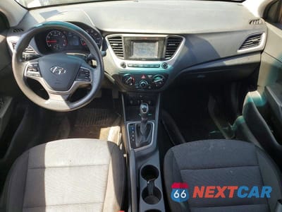 Zdjęcie 8 z 12 samochodu: 2019 HYUNDAI ACCENT SE VIN:3KPC24A3XKE069604 - miniatura