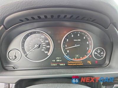 Zdjęcie 9 z 13 samochodu: 2015 BMW X5 XDRIVE35I VIN:5UXKR0C5XF0P04641 - miniatura