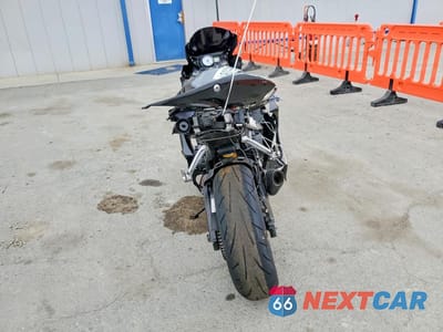 Czwarte zdjęcie samochodu z boku: 2007 SUZUKI GSX-R600 VIN:JS1GN7DA572104262 - miniatura