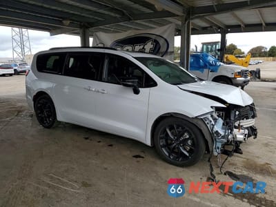 Czwarte zdjęcie samochodu z boku: 2025 CHRYSLER PACIFICA LIMITED VIN:2C4RC1GG4SR508116 - miniatura