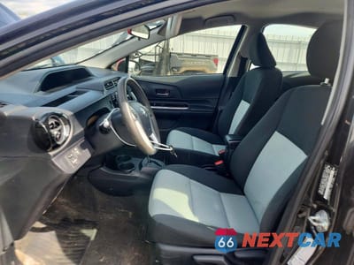 Zdjęcie 7 z 12 samochodu: 2016 TOYOTA PRIUS C PERSONA SPECIAL EDITION VIN:JTDKDTB32G1119873 - miniatura