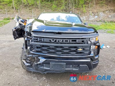 Piąte zdjęcie samochodu w środku: 2024 CHEVROLET SILVERADO K1500 CUSTOM VIN:1GCRDBEK4RZ379756 - miniatura