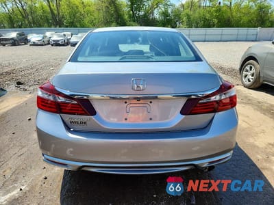 Zdjęcie 6 z 12 samochodu: 2017 HONDA ACCORD LX VIN:1HGCR2F30HA276475 - miniatura