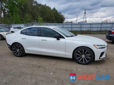 Czwarte zdjęcie samochodu z boku: 2024 VOLVO S60 RECHARGE CORE 4DR AWD VIN:7JRH60FK5RG317871 - miniatura