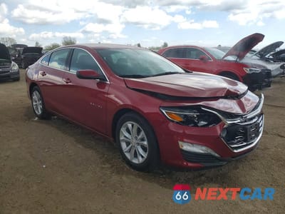 Czwarte zdjęcie samochodu z boku: 2019 CHEVROLET MALIBU LT VIN:1G1ZD5ST9KF145031 - miniatura